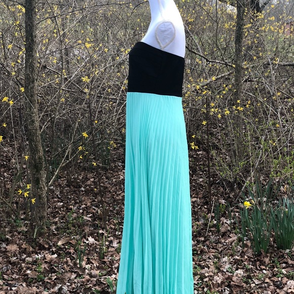 Ruby Rox Mint Green Dress - Picture 5 of 8